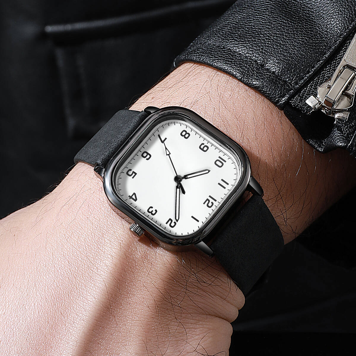 Jam Tangan Bisnis Pria Fashion - Leather Watch Band Men ulasan dan harga